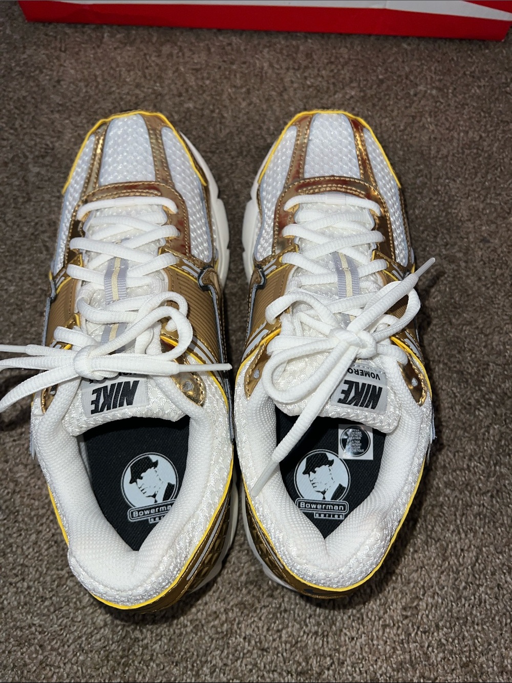 Nike Zoom Vomero 5 White & Gold Athletic Sneakers - Picture 5 of 7